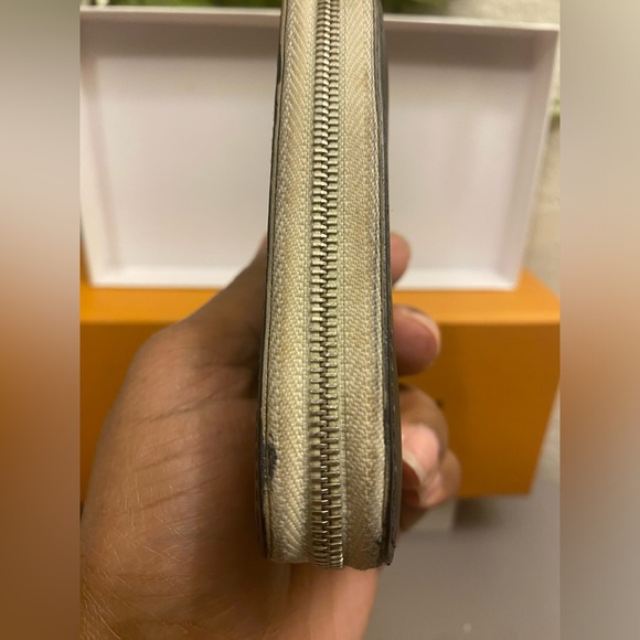 Louis Vuitton, zippy compact wallet - Picture 5 of 14